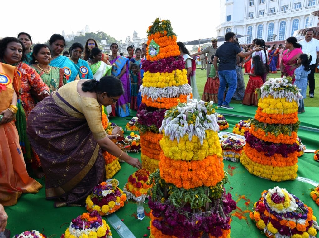 Bathukamma Celebrations At Secretariat 08 10 2024 (4)